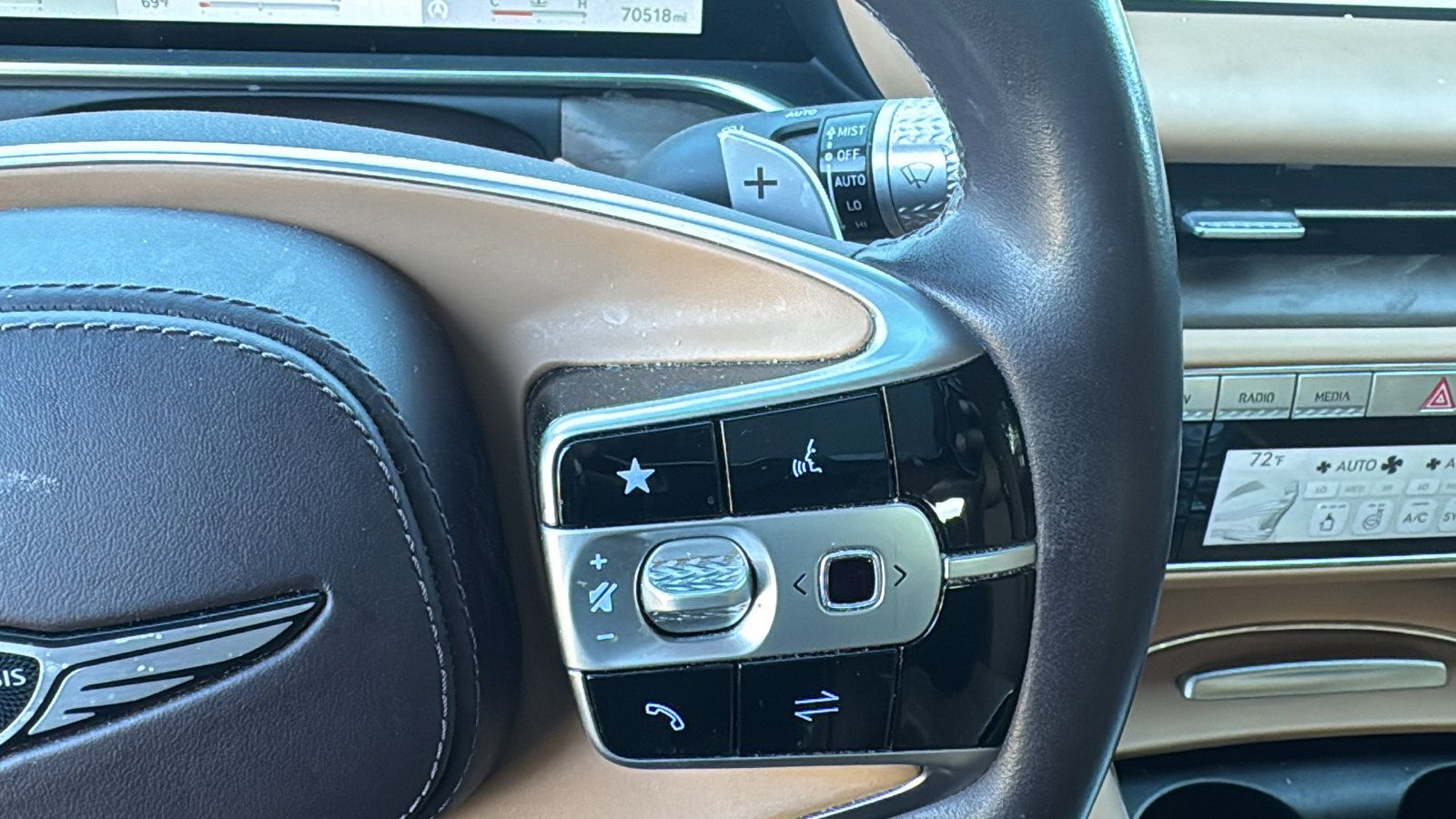 Used 2023 Genesis G90 3.5T image 24