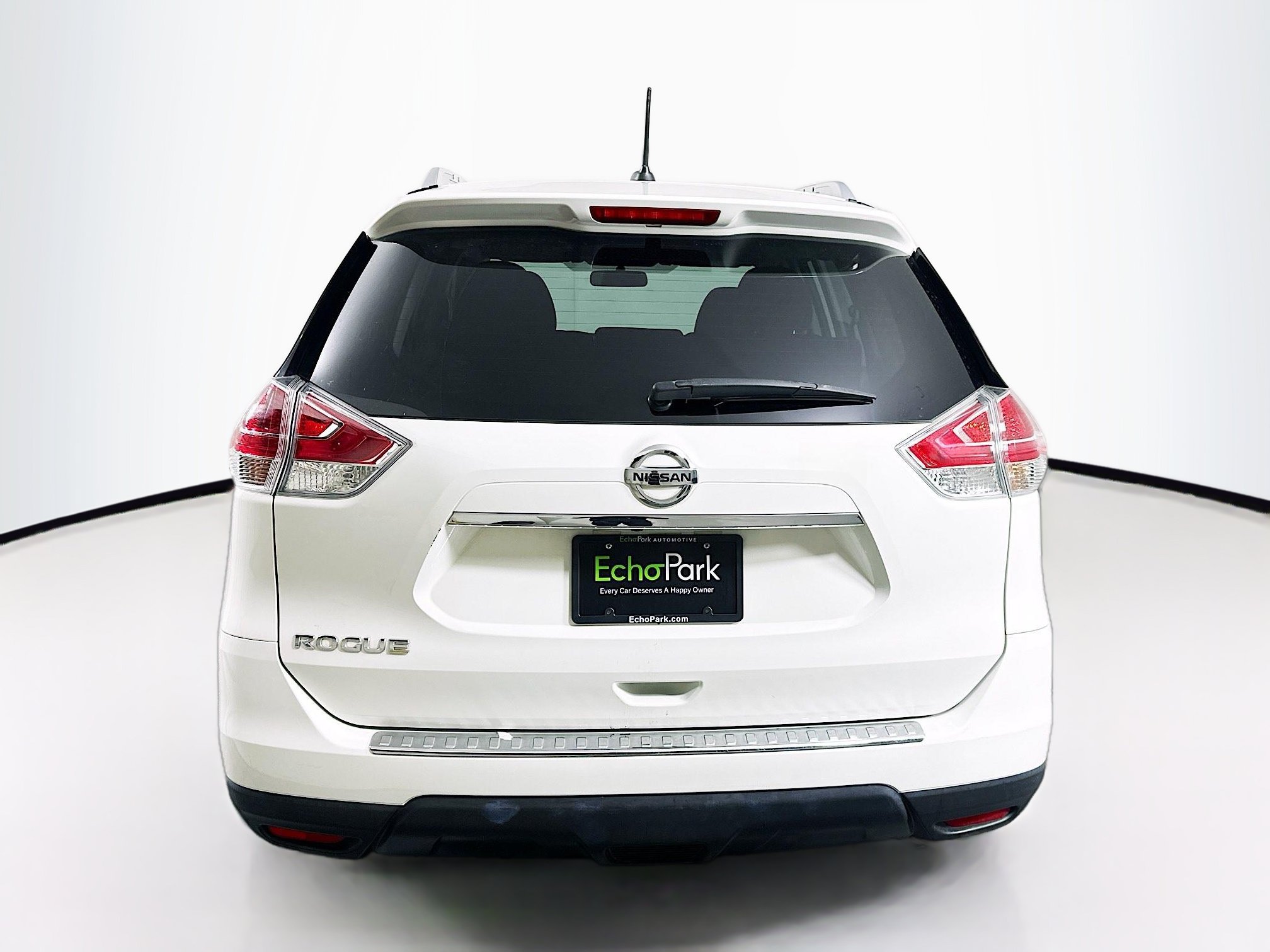 Used 2016 Nissan Rogue S w/ Appearance Package FWD image 7