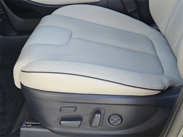 Used 2021 Hyundai Palisade Limited image 24