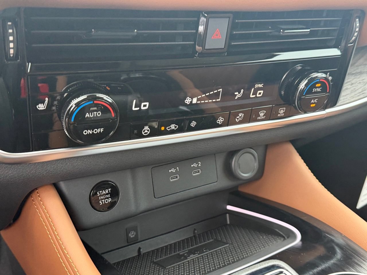 New 2026 Nissan Rogue Platinum AWD/4WD image 17