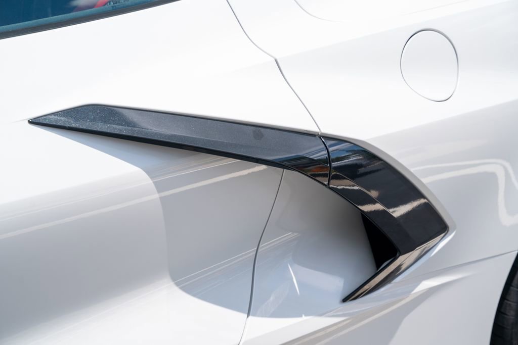 Used 2023 Chevrolet Corvette Stingray Premium Conv w/ Z51 Performance Package RWD image 30
