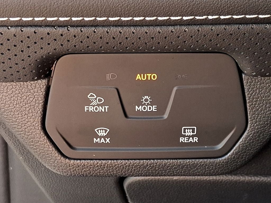 Used 2026 Volkswagen Atlas SE AWD/4WD image 25