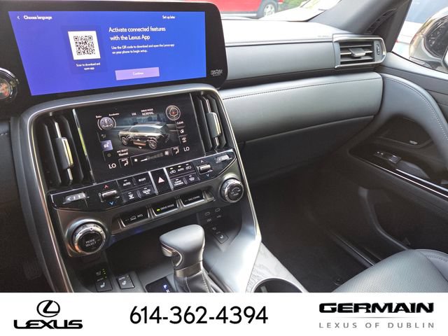 Certified 2025 Lexus LX 600 4WD w/ Interior Upgrade Package image 37