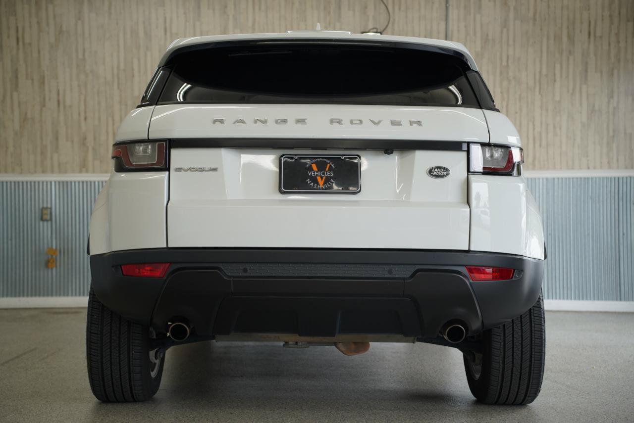 Used 2017 Land Rover Range Rover Evoque SE AWD/4WD image 9