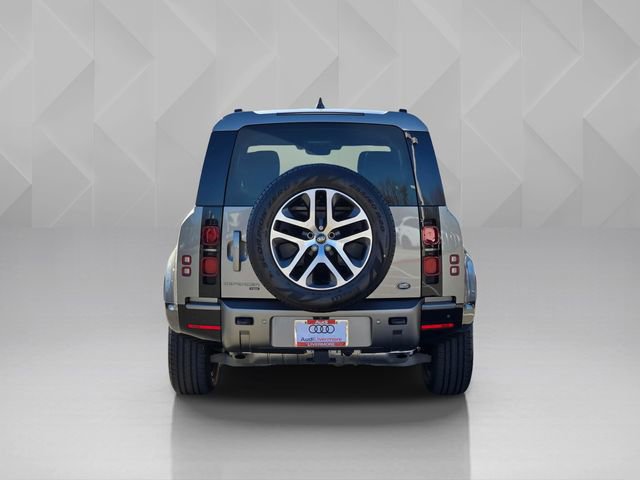 Used 2023 Land Rover Defender 110 X-Dynamic SE image 5