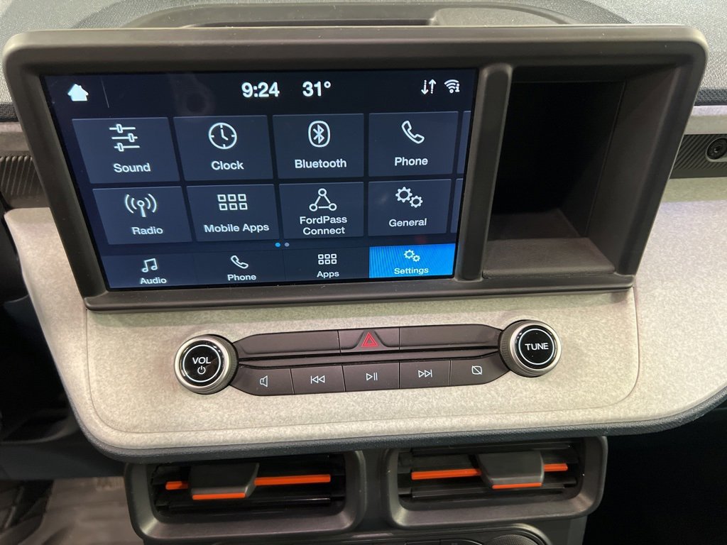 Certified 2022 Ford Maverick XLT w/ Equipment Group 300A Standard image 9