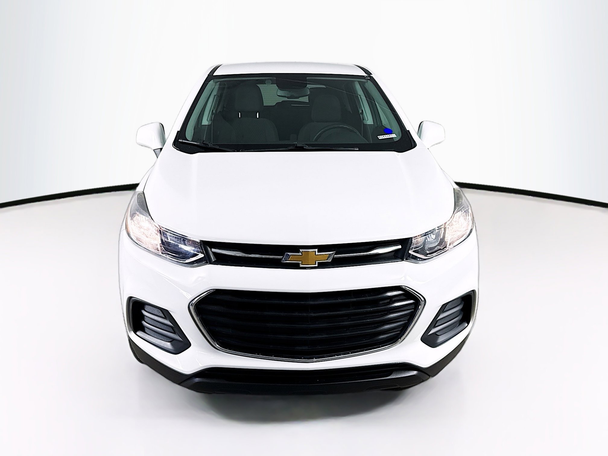 Used 2022 Chevrolet Trax LS w/ Tint and Cruise Package image 3