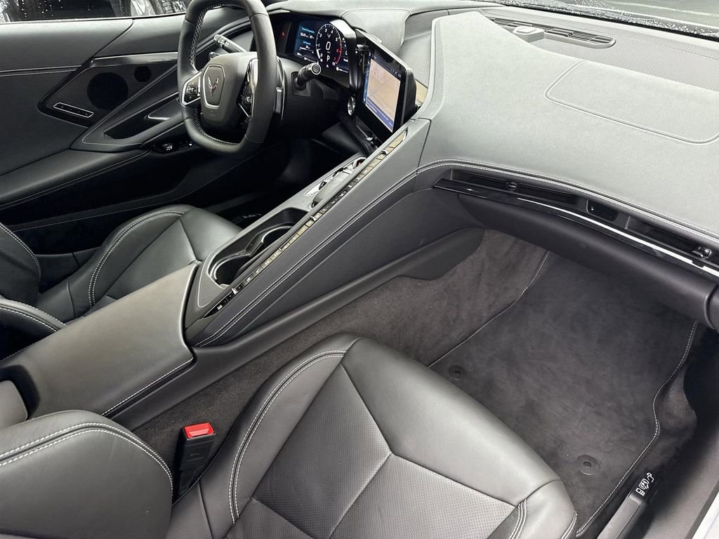 Used 2024 Chevrolet Corvette Stingray Preferred Cpe w/ Stealth Interior Trim Package image 25