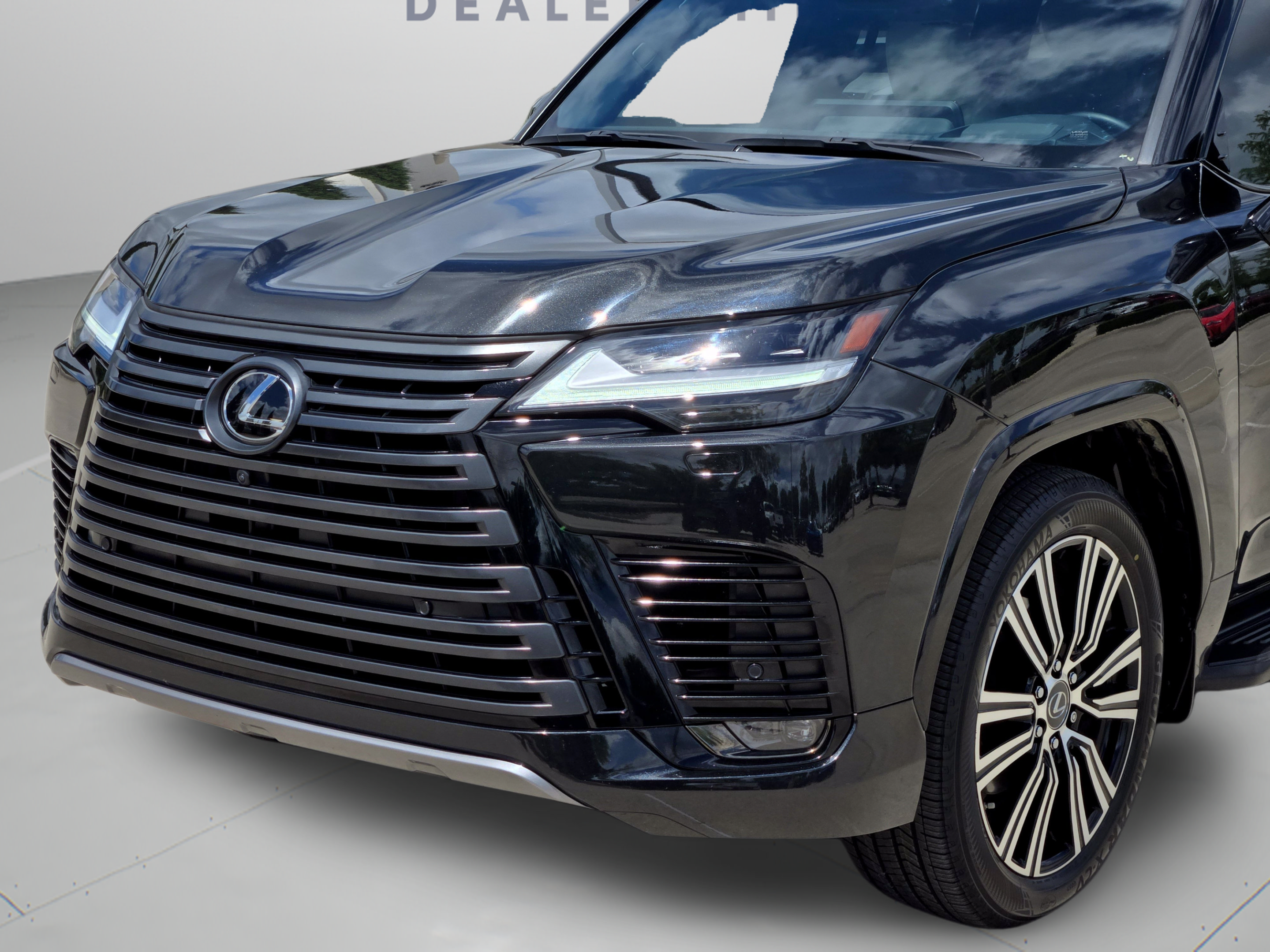 Used 2023 Lexus LX 600 4WD w/ Appearance Package image 37