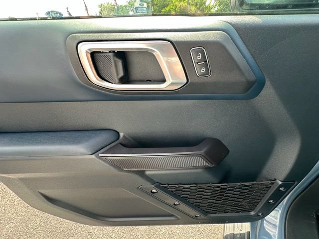 New 2024 Ford Bronco Outer Banks w/ Sasquatch Package AWD/4WD image 20