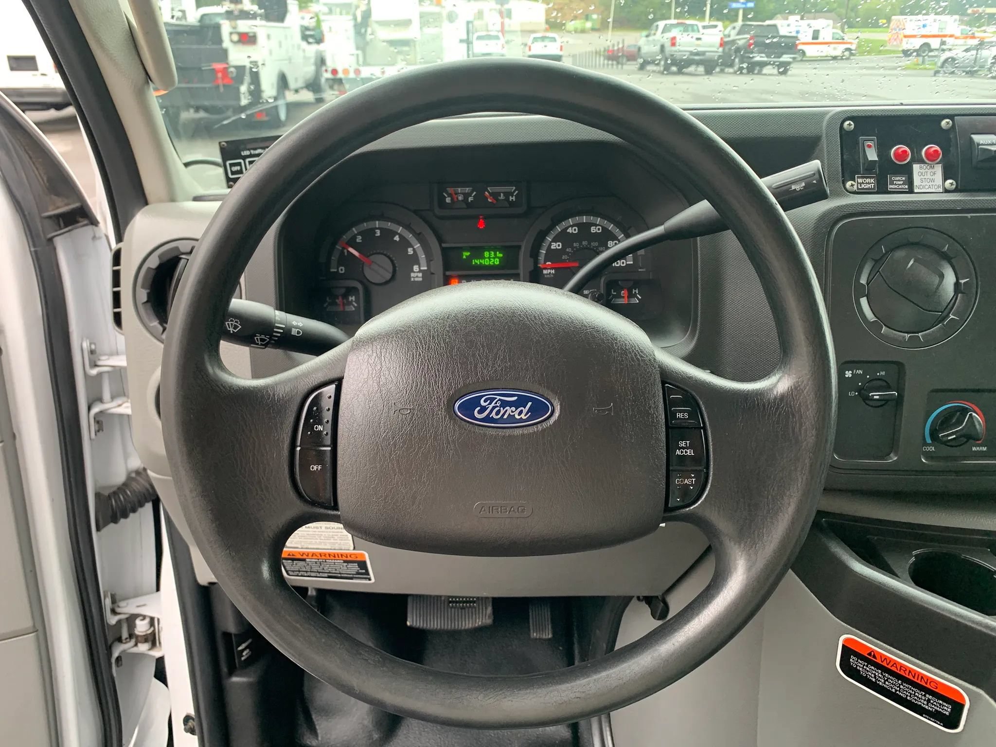 Used 2019 Ford E-350 and Econoline 350 Super Duty RWD image 8