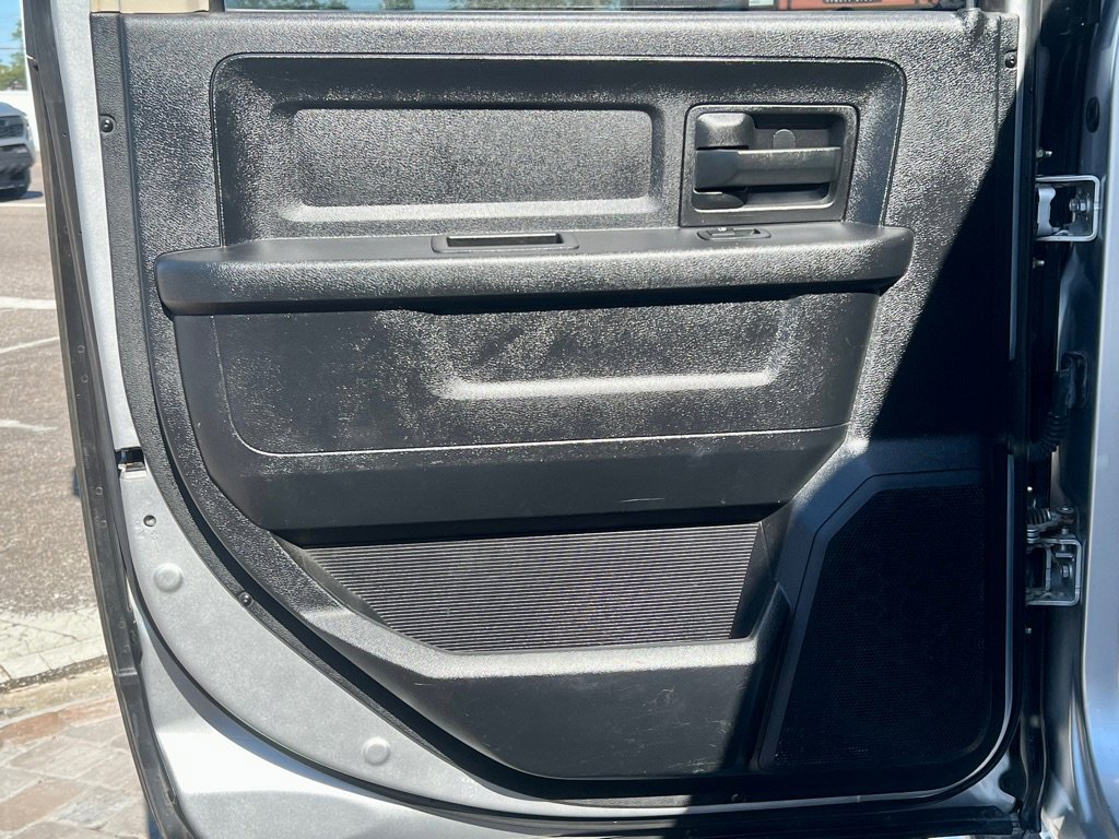 Used 2014 RAM 3500 Tradesman w/ Chrome Appearance Group image 30