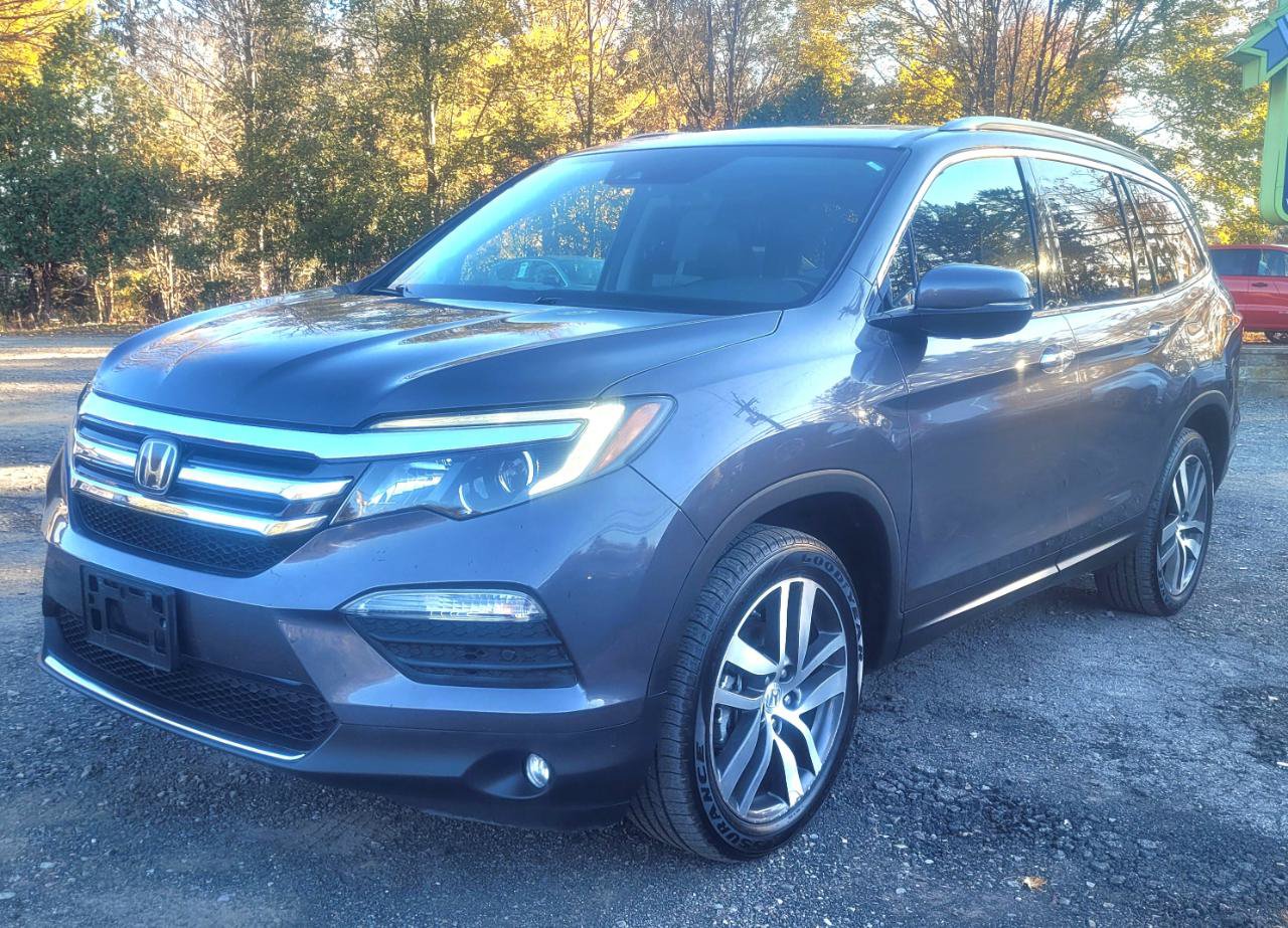 Used 2017 Honda Pilot Elite image 4