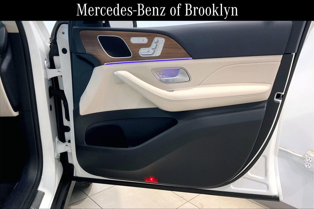 Used 2025 Mercedes-Benz GLE 350 4MATIC image 22