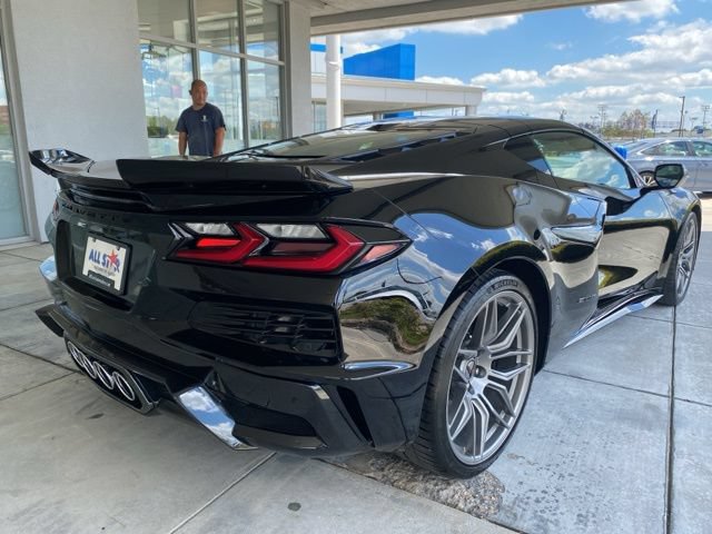 New 2026 Chevrolet Corvette Z06 w/ Stealth Interior Trim Package RWD image 8