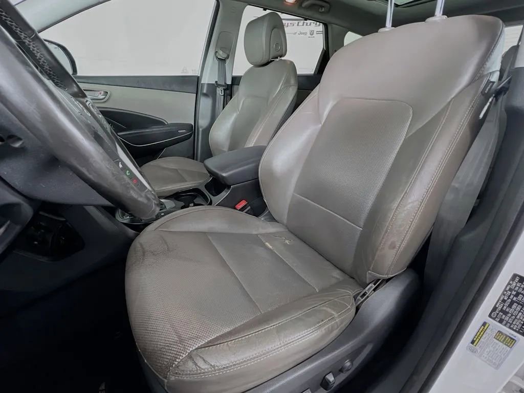 Used 2019 Hyundai Santa Fe XL w/ Cargo Package FWD image 23