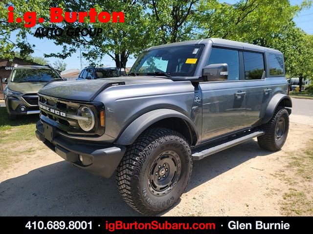 Used 2024 Ford Bronco Outer Banks AWD/4WD image 3