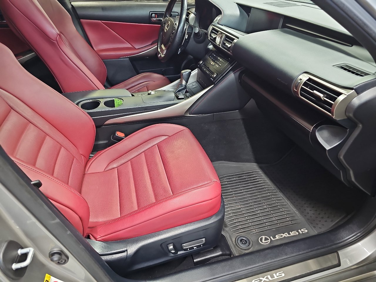 Used 2015 Lexus IS 250 AWD image 19