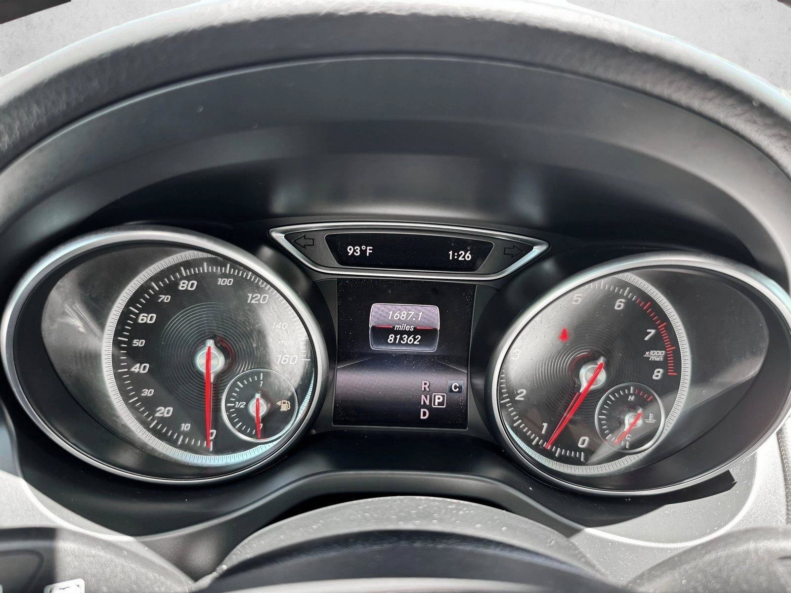 Used 2020 Mercedes-Benz GLA 250 4MATIC w/ Premium Package image 11