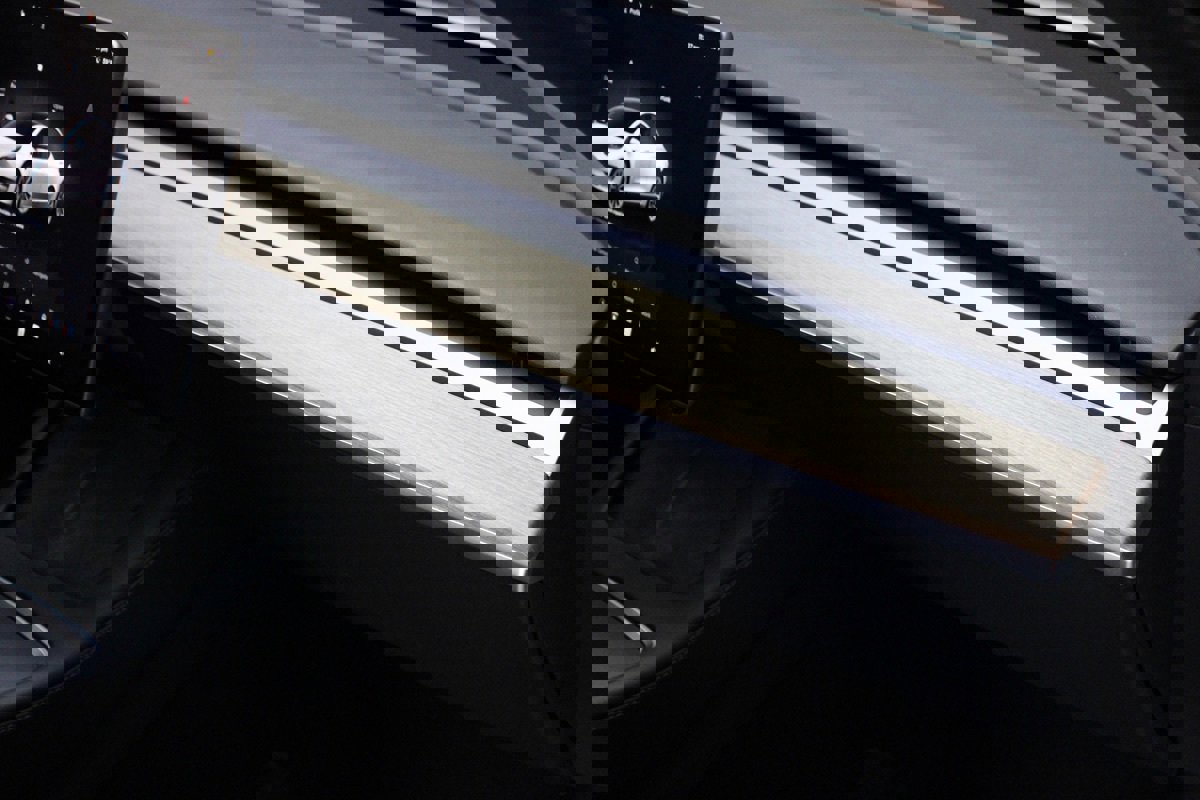 Used 2023 Tesla Model 3 Standard Range image 32