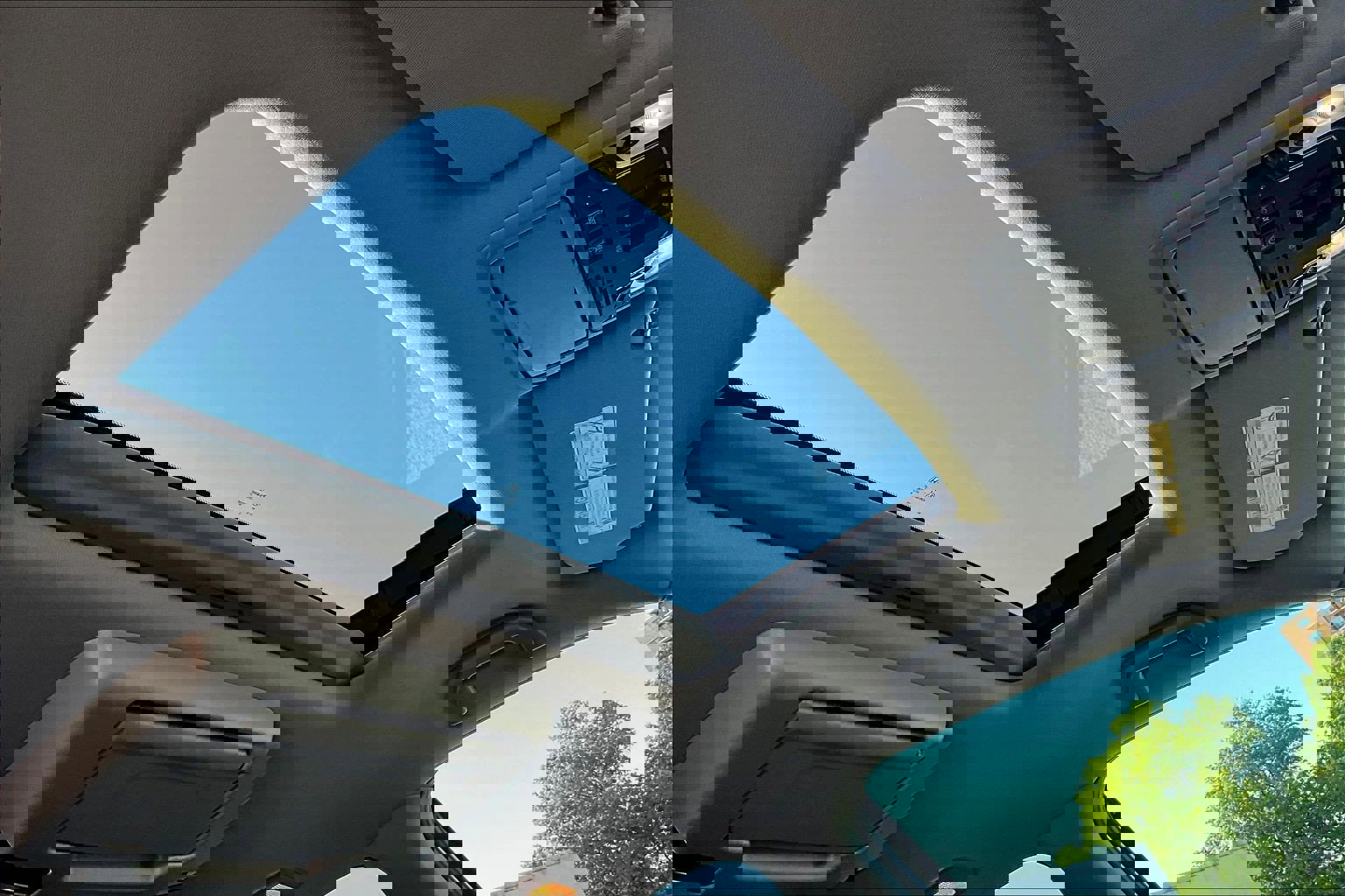 Used 2022 Honda Pilot Elite image 17