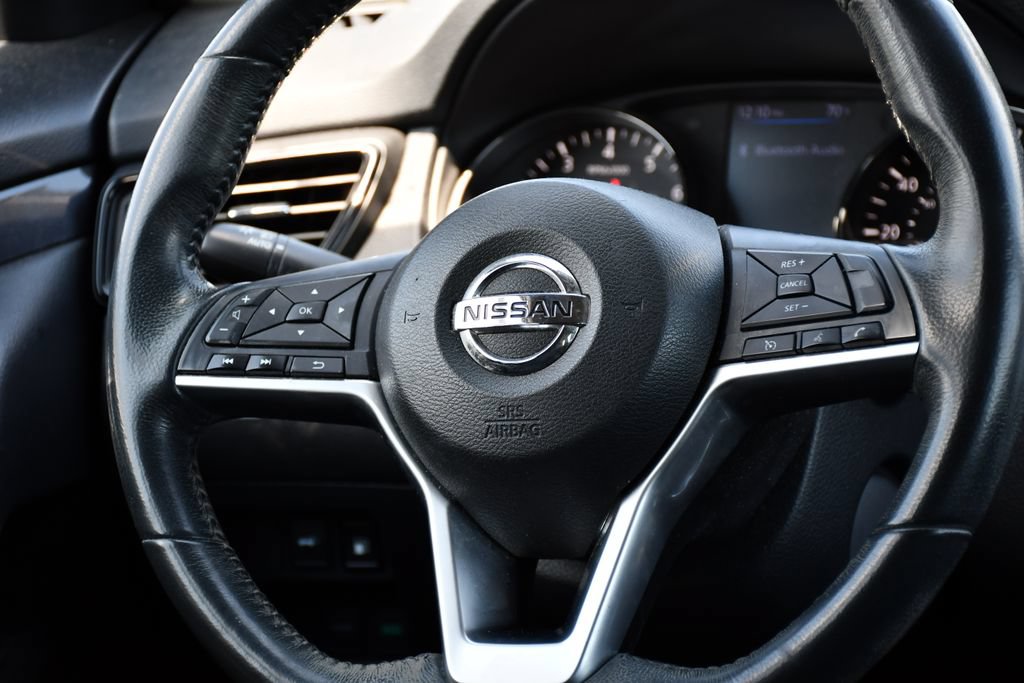 Used 2018 Nissan Rogue SV FWD image 22
