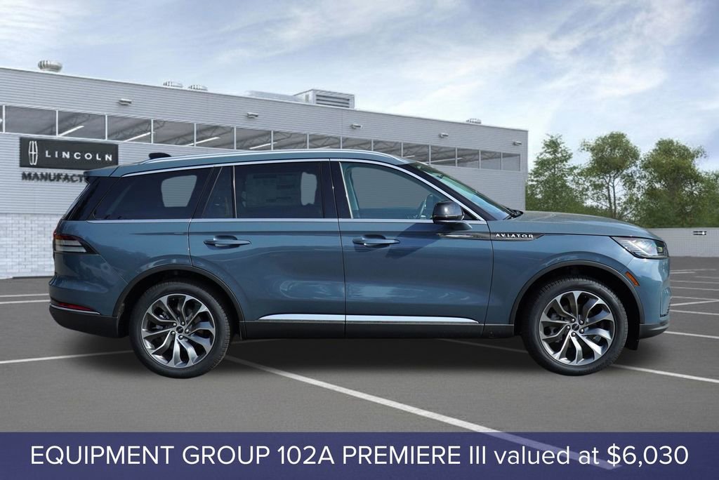 New 2026 Lincoln Aviator AWD image 3