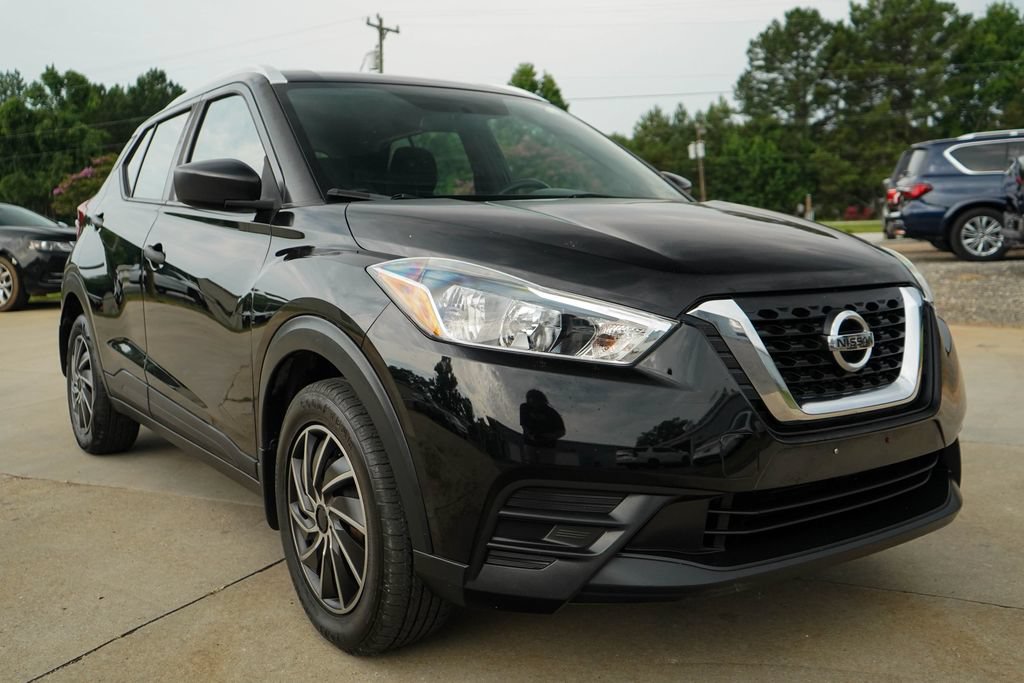 Used 2019 Nissan Kicks S FWD image 35