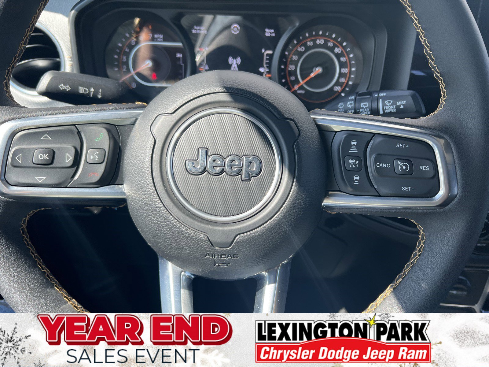 Used 2024 Jeep Wrangler Sahara w/ Technology Group image 15