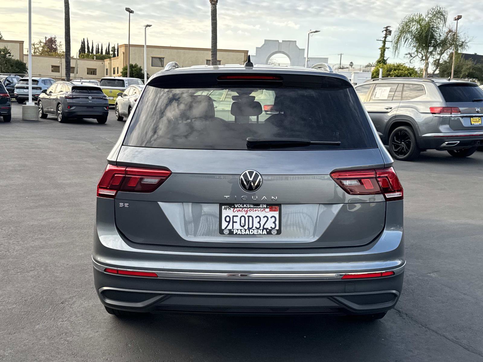 Certified 2023 Volkswagen Tiguan SE image 4