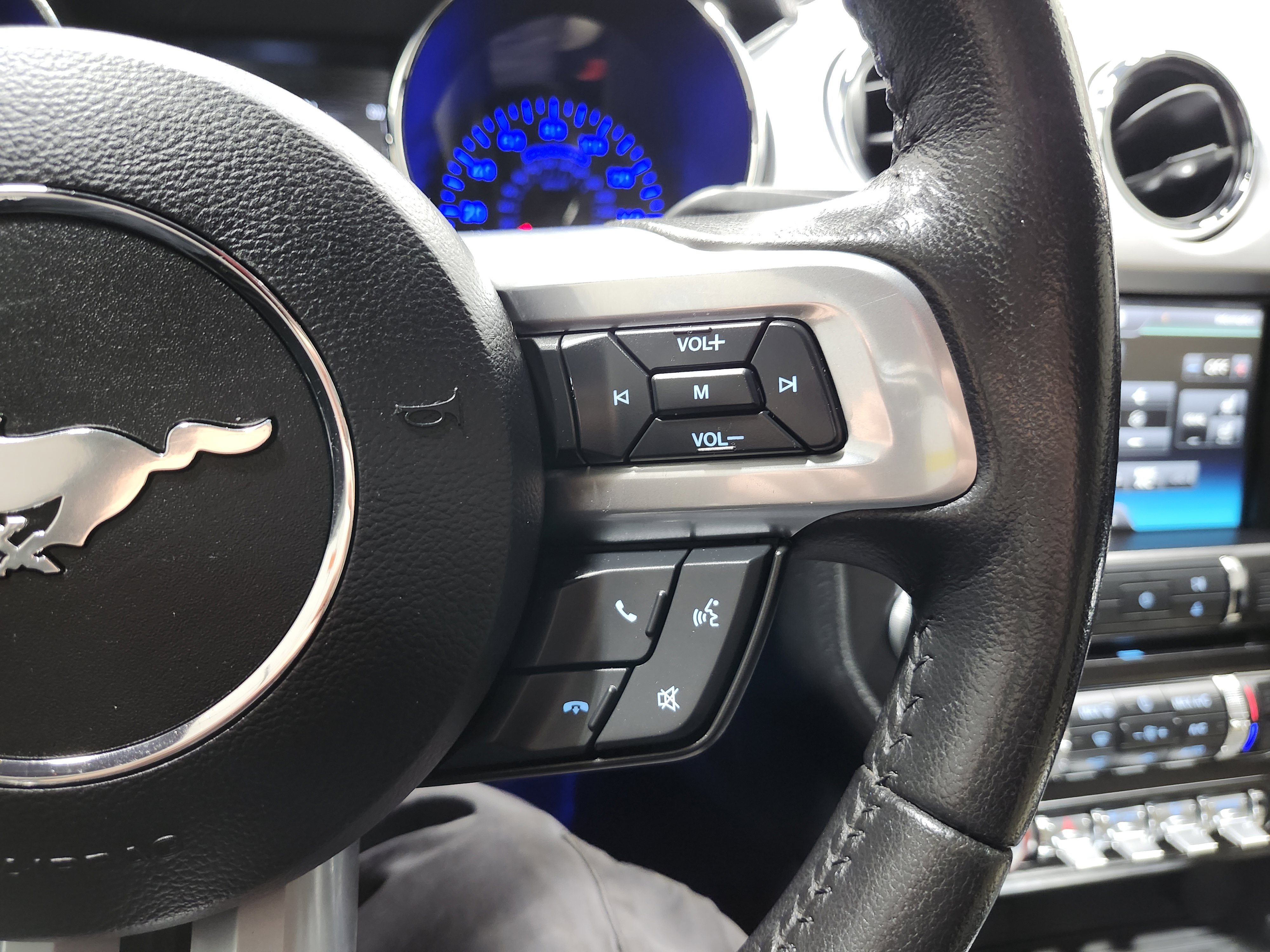 Used 2015 Ford Mustang GT Premium image 32