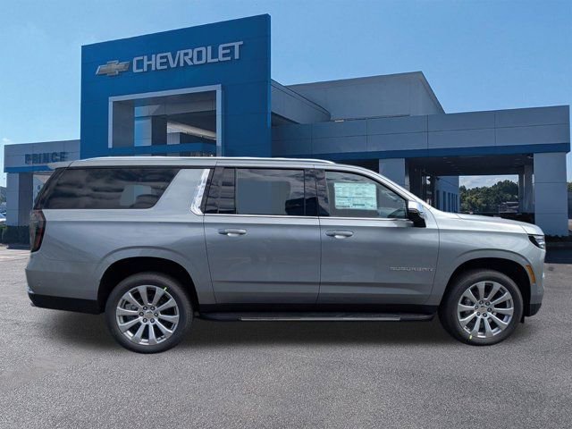 New 2026 Chevrolet Suburban Premier RWD image 3