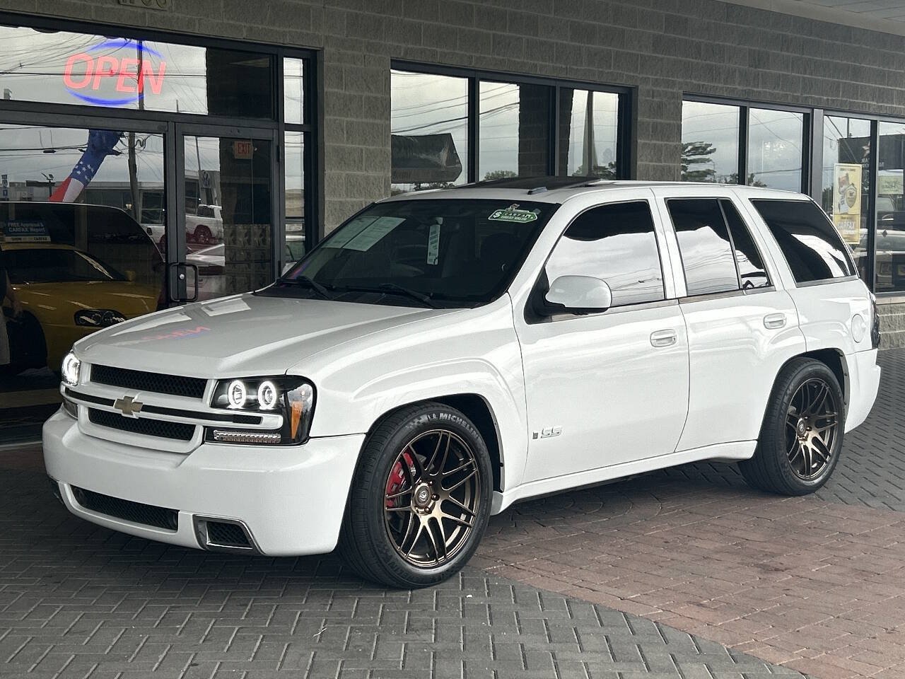 Used 2007 Chevrolet TrailBlazer SS RWD image 87