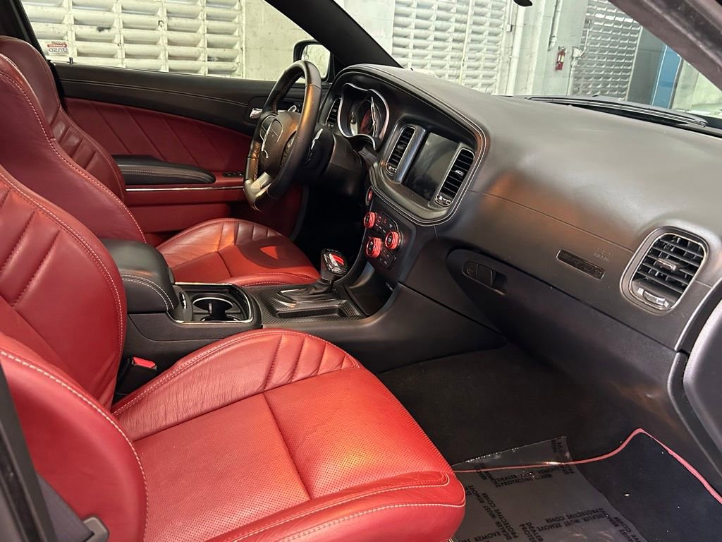 Used 2022 Dodge Charger SRT Hellcat w/ Harman/Kardon Audio Group RWD image 34