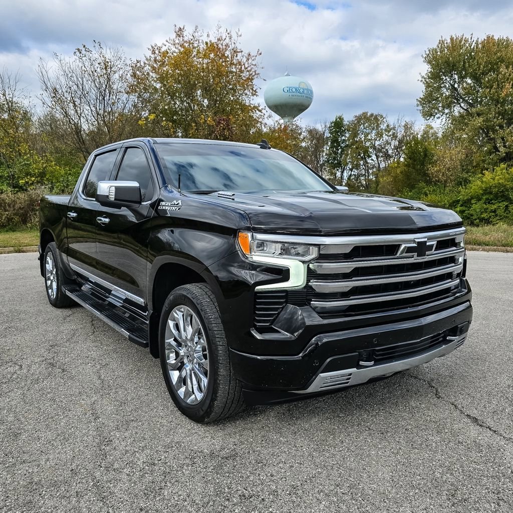 Used 2024 Chevrolet Silverado 1500 High Country w/ High Country Premium Package image 40