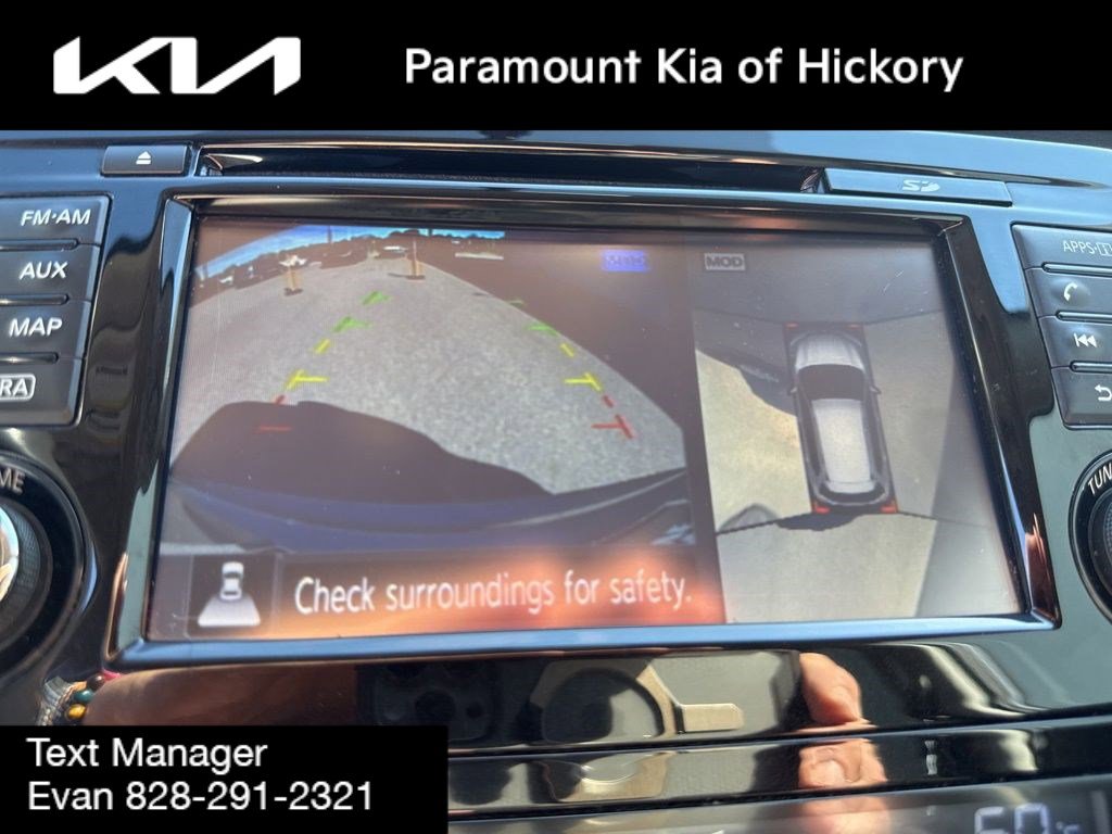 Used 2017 Nissan Rogue SV w/ Sun & Sound Touring Package image 22