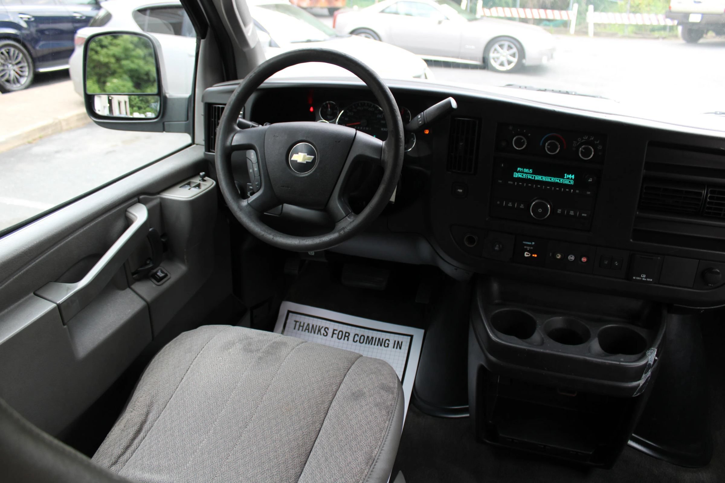 Used 2019 Chevrolet Express 3500 LT w/ LT Preferred Equipment Group RWD image 13