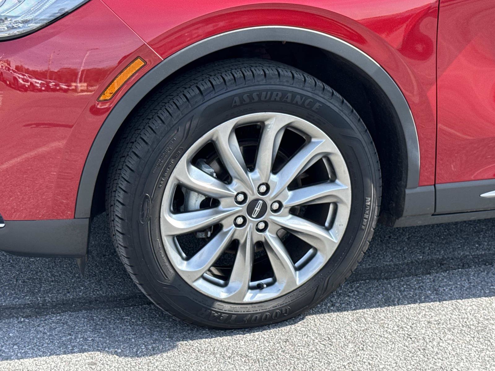 Used 2022 Lincoln Corsair AWD w/ Premium Package image 7