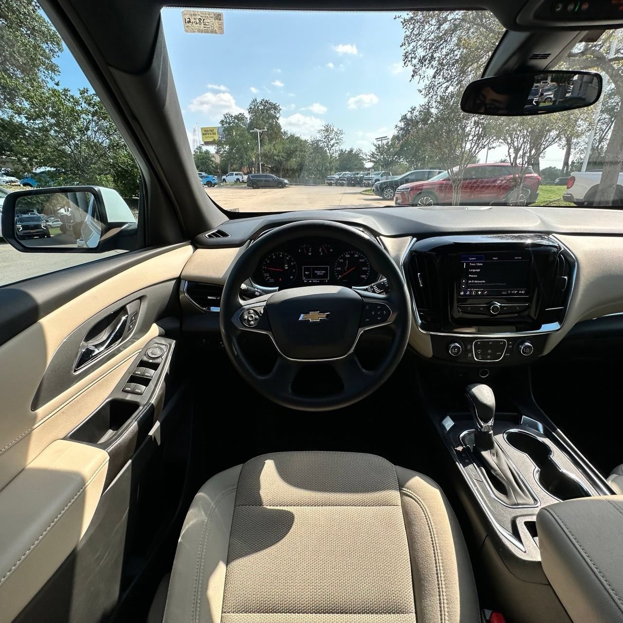 Certified 2023 Chevrolet Traverse LS w/ Safety Package FWD image 11