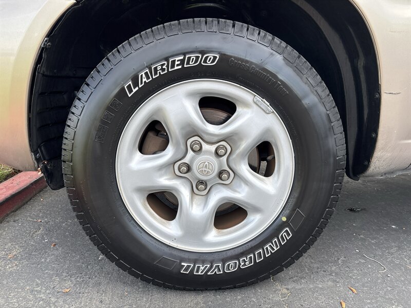 Used 2005 Toyota Highlander 2WD image 21