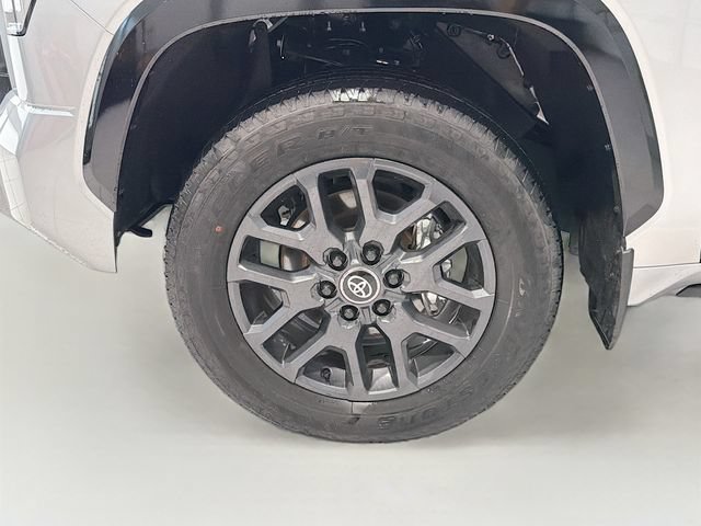 Certified 2025 Toyota Tundra Platinum AWD/4WD image 25