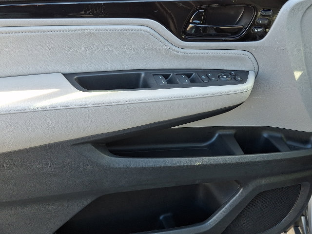 Used 2018 Honda Odyssey Elite image 12