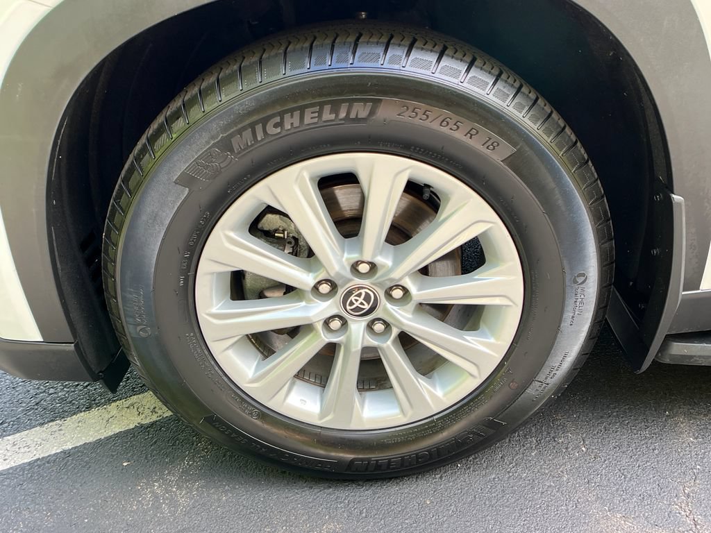 Certified 2025 Toyota Grand Highlander AWD image 26