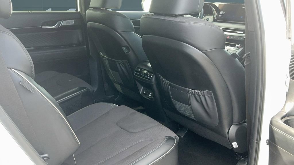 Used 2024 Hyundai Palisade Calligraphy image 16