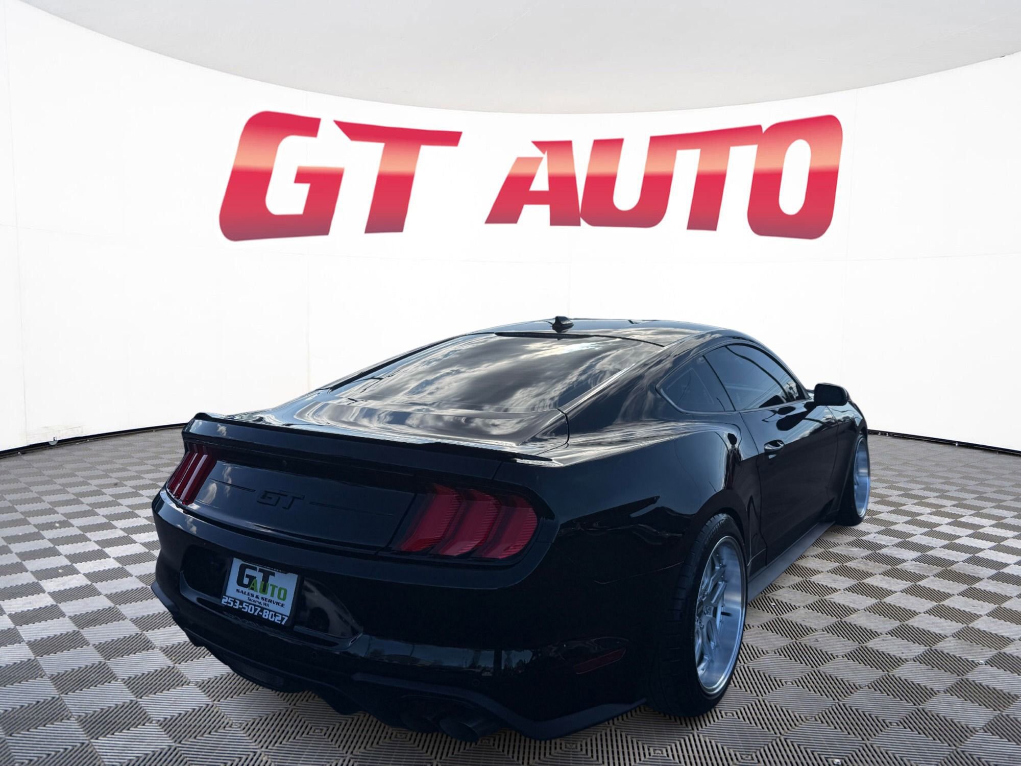Used 2022 Ford Mustang GT RWD image 6