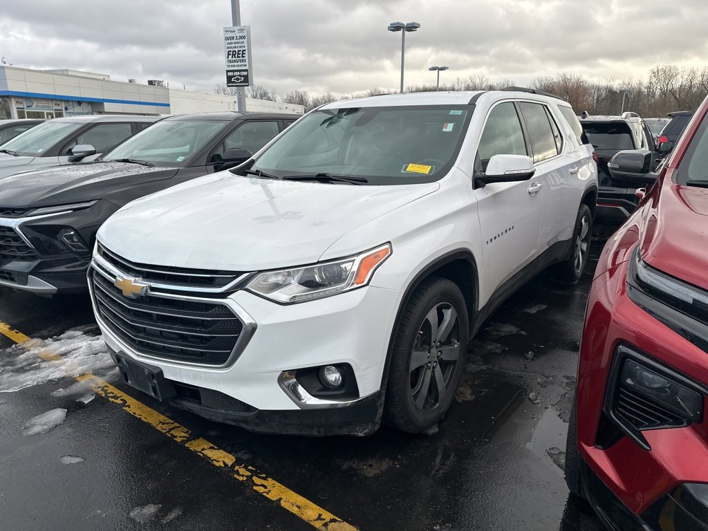 Used 2019 Chevrolet Traverse LT w/ LT Premium Package image 4
