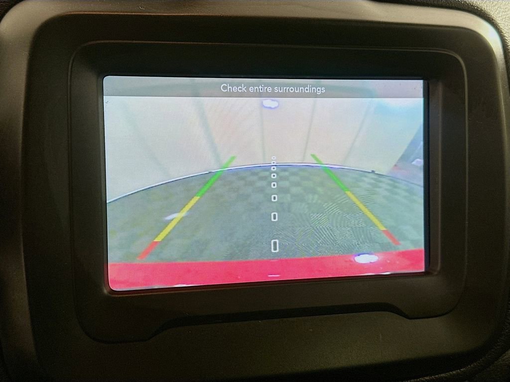 Used 2019 Jeep Renegade Latitude image 13