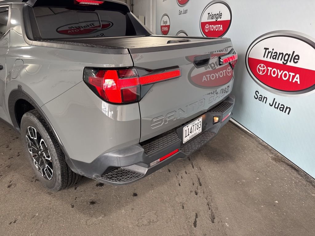 Used 2023 Hyundai Santa Cruz SEL image 14