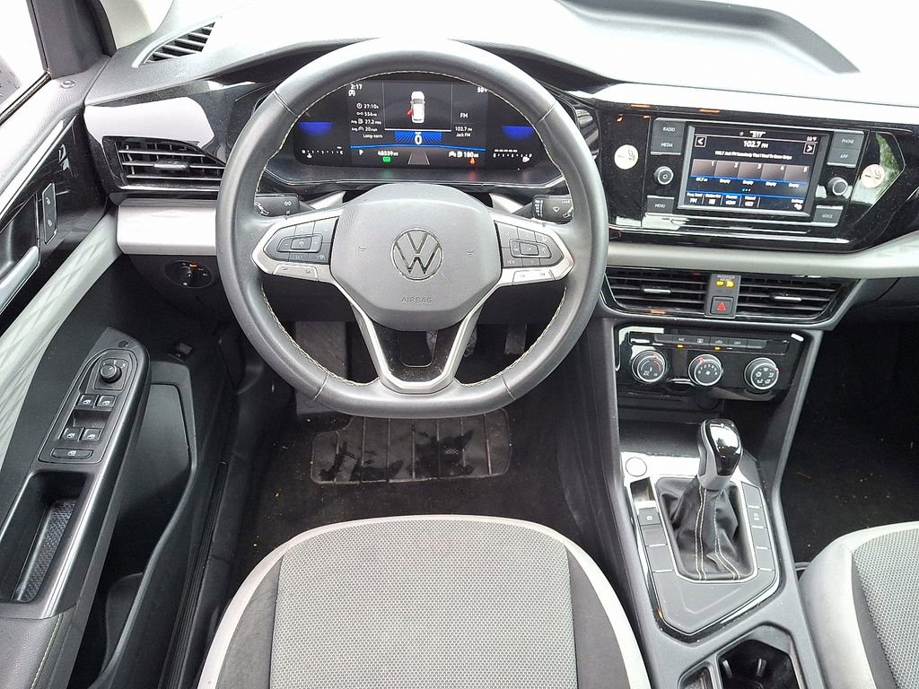 Used 2024 Volkswagen Taos S FWD image 9