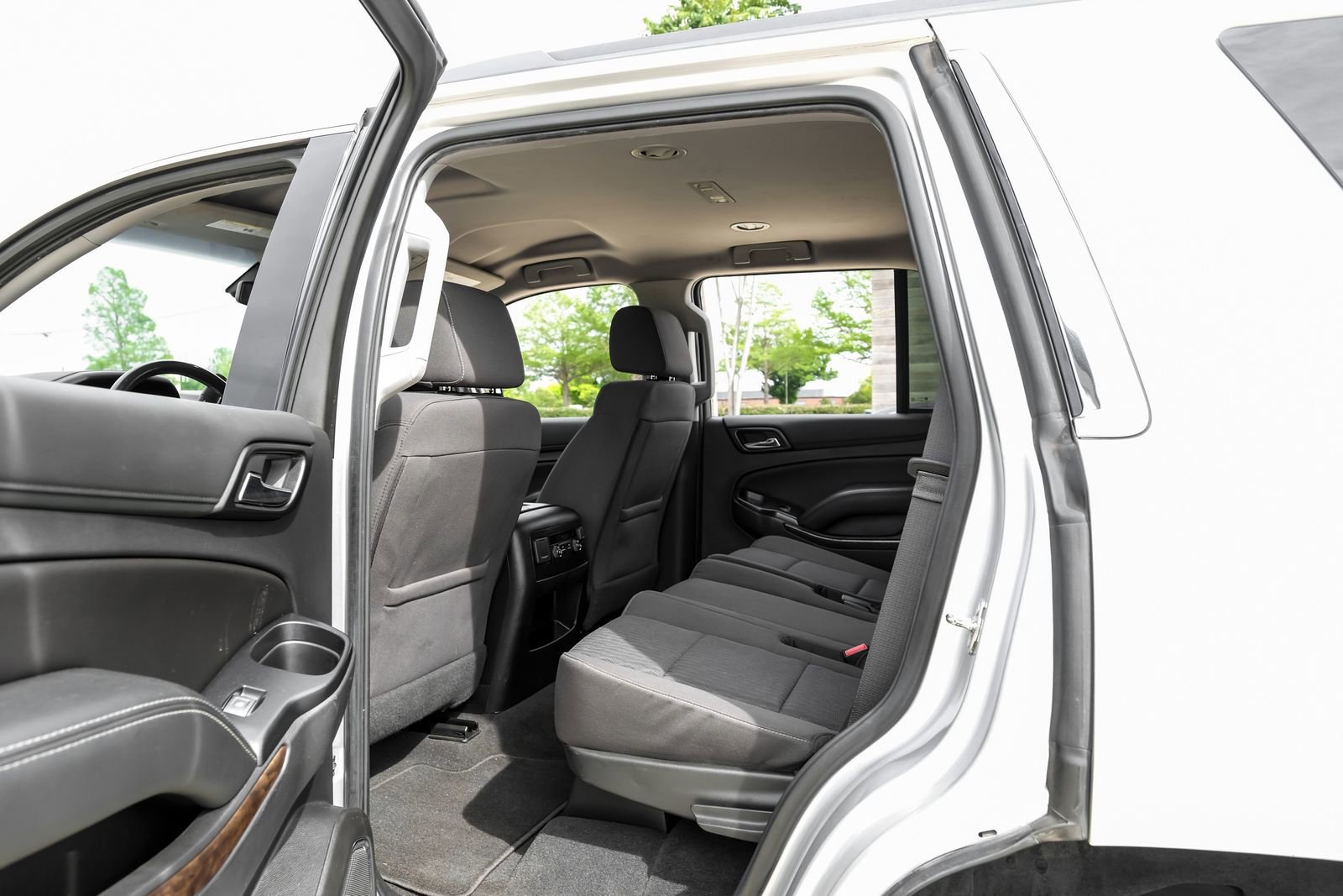 Used 2020 Chevrolet Tahoe LS RWD image 38